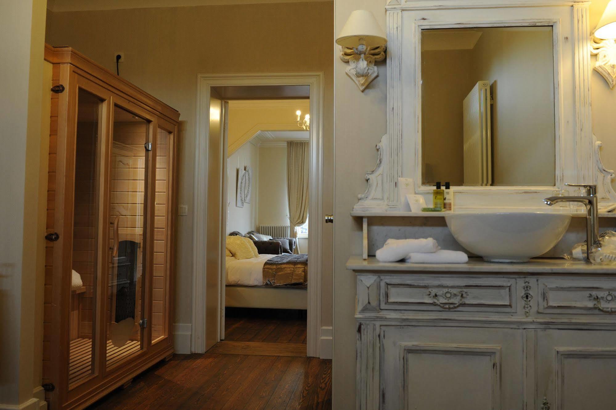 Charmehotel Villa Saporis Hasselt Extérieur photo